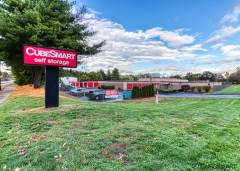 Cubesmart at 201 Lake Ave Bristol connecticut
